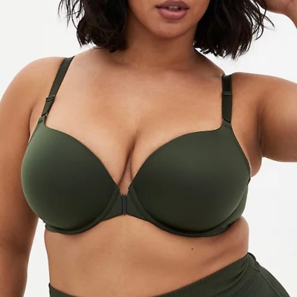BACK SMOOTHING FRONT CLASP T-SHIRT BRA